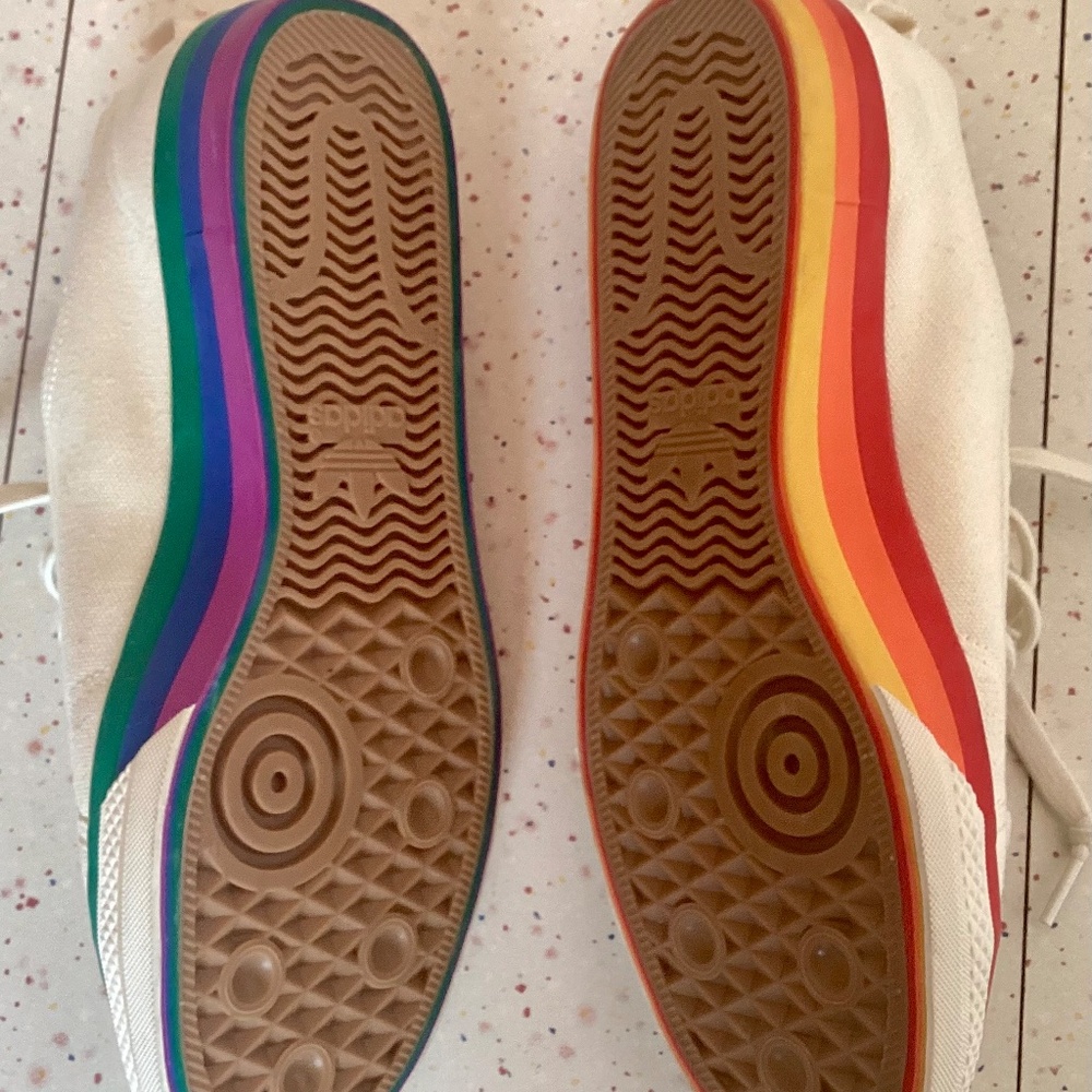 Adidas NIZZA PRIDE EF2319 Size 10.5 Men’s Shoes